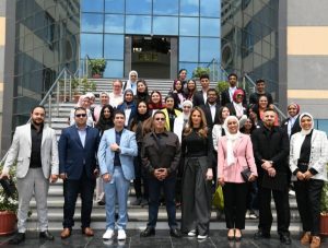 "من الفكرة لسوق العمل".. إعلام المصرية الصينية تستعرض المسارات المهنية لطلاب الفرقة الثانية 7 إعلام المصرية الصينية تستعرض المسارات المهنية للطلاب
