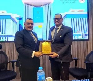 IMG ٢٠٢٦٠٥٠٩ ٢٣٣١٣٢ حقوق عين شمس تناقش مستقبل العمل الدبلوماسي حقوق عين شمس تناقش مستقبل العمل الدبلوماسي وآليات الالتحاق بحضور مساعد وزير الخارجية  موقع في الجامعة