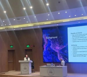 تعليم قانوني على الطريقة البريطانية.. حقوق عين شمس تواصل تعاونها مع جامعة إسيكس 8 IMG ٢٠٢٦٠٥١١ ٢٢٣٧٢٨ حقوق عين شمس تواصل تعاونها مع جامعة إسيكس تعليم قانوني على الطريقة البريطانية.. حقوق عين شمس تواصل تعاونها مع جامعة إسيكس موقع في الجامعة