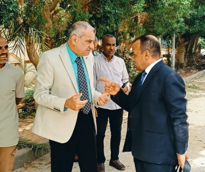 جامعة أسوان تكثف أعمال الوقاية والتشجير بالحرم الجامعي