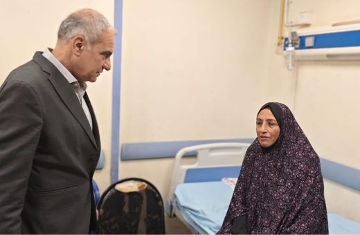رئيس جامعة أسوان يطمئن على المرضى بالمستشفيات الجامعية 