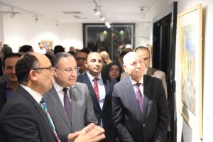 bc09347c dce0 4d49 be77 1a0d32d76850 افتتاح معرض “خبايا الروح” بحضور وزير التعليم العالي.. افتتاح معرض “خبايا الروح” للدكتور السيد قنديل موقع في الجامعة