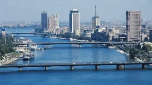 حرارة نهارًا وبرودة ليلًا واحتمالات أمطار.. الأرصاد تعلن تفاصيل طقس الجمعة 8 مايو 2026 7 الأرصاد تعلن تفاصيل طقس الجمعة 8 مايو 2026