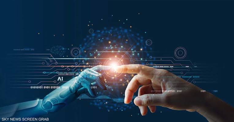 وزارة الاتصالات ومايكروسوفت تطلقان مبادرة مكن نفسك AI 