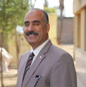 images 7 الفولي بعد أثارته للجدل وإحراجه لطالبة أمام زميلاتها.. من هو الدكتور محمود الفولي وكيل التعليم ببني سويف موقع في الجامعة