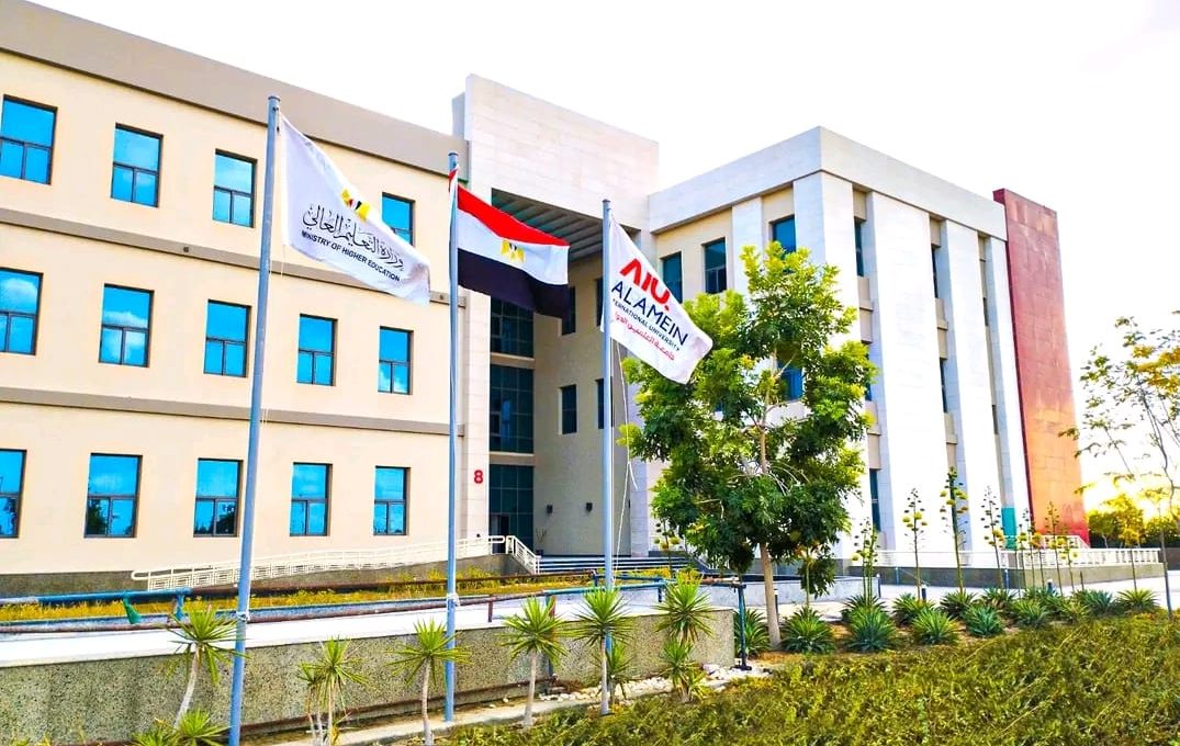 155 جامعة العلمين جامعة العلمين: إحالة 232 طالبًا للتحقيق وتوقيع عقوبات مشددة في حالات غش ومخالفات سلوكية موقع في الجامعة