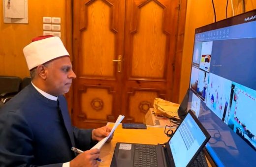 الشرقاوي:غرفة المراقبة المركزية تتابع امتحانات الثانوية الأزهرية على مدار الساعة