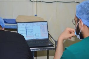 1780939283776 جامعة أسيوط تنجح في استئصال ورم بالمخ أثناء اليقظة لأول مرة بصعيد مصر.. جامعة أسيوط تنجح في استئصال ورم بالمخ أثناء اليقظة لمريضة باستخدام تقنية دقيقة موقع في الجامعة