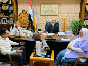 1782240873060 تعليم الإسكندرية يبحث تدريب خريجي التعليم الفني تعليم الإسكندرية يبحث تدريب خريجي التعليم الفني بأكاديمية فاركو لتعزيز فرص التوظيف موقع في الجامعة