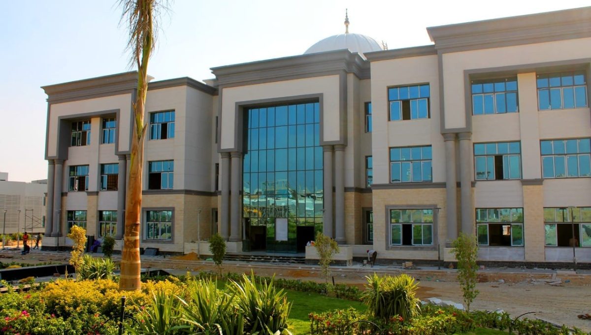 179474 جامعة بنها الأهلية بالعبور افتتاح مكتب البريد المصري بجامعة بنها الأهلية افتتاح مكتب البريد المصري بجامعة بنها الأهلية لتقديم خدمات السداد والتحويلات والمعاملات المالية موقع في الجامعة