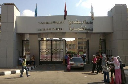2448377921441470825 رئيس جامعة طنطا يُعلن نجاح جراحة ميكروسكوبية معقدة جامعة الإسكندرية ترد على أزمة أطباء الامتياز: التدريب مستمر وفق ضوابط معتمدة وجودة تعليمية متميزة موقع في الجامعة