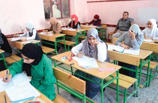 2635894 0 النماذج الاسترشادية لمادة اللغة الفرنسية امتحان الدين في متناول يدك.. مراجعة نهائية لطلاب الشهادة الإعدادية 2026 موقع في الجامعة