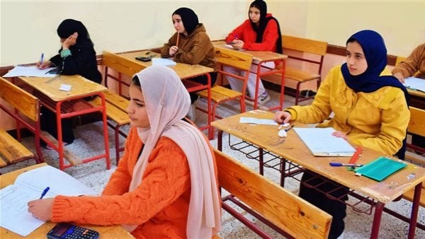 7145580211202606080215241524 إحباط غش جماعي بإعدادية القليوبية إحباط غش جماعي بإعدادية القليوبية.. ضبط 15 طالبًا استخدموا واتساب داخل اللجنة موقع في الجامعة