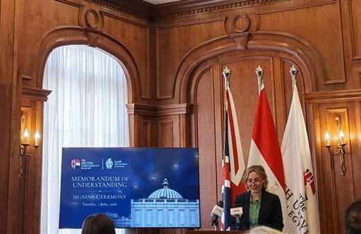 رئيس جامعة كارديف متروبوليتان: برامج مشتركة مع الجامعة البريطانية لدعم السياحة والتراث