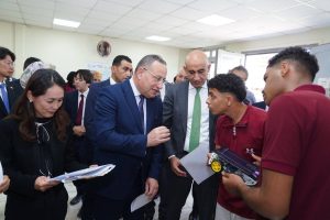 وفد حكومي رفيع يتفقد معهد الكوزن المصري الياباني ويشيد بتجربته التعليمية المتميزة| تفاصيل 2 وفد حكومي رفيع يتفقد معهد الكوزن المصري الياباني ويشيد بتجربته التعليمية المتميزة