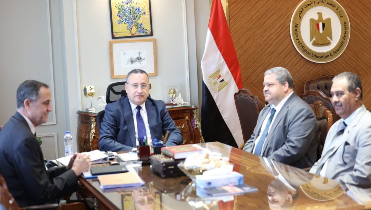 وزير التعليم العالي يبحث مع رئيس هيئة "إتقان" تطوير منظومة الجودة