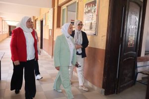 تعليم القاهرة: التعامل الفوري مع أي ملاحظات أو طوارئ لتحقيق انضباط امتحانات الشهادة الإعدادية 2026 2 تعليم القاهرة: التعامل الفوري مع أي ملاحظات أو طوارئ لتحقيق انضباط امتحانات الشهادة الإعدادية 2026
