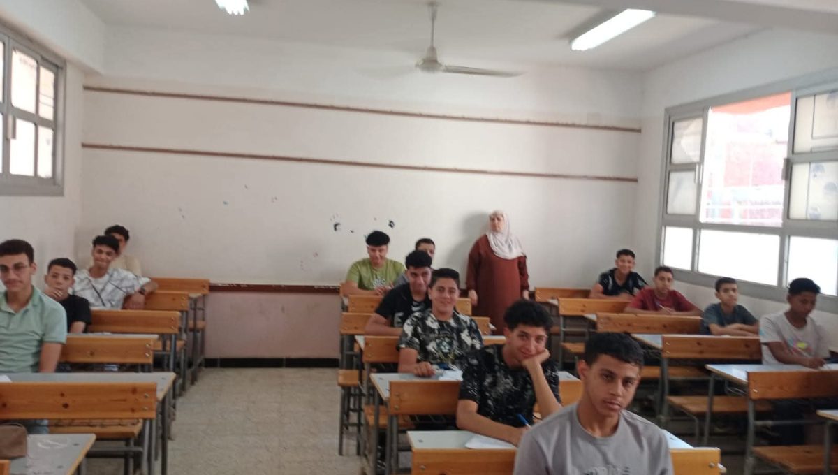 FB IMG 1780812769988 امتحانات الشهادة الإعدادية وسط تأمين كامل وإجراءات صارمة.. تعليم الغربية: 100 ألف طالب يؤدون امتحانات الشهادة الإعدادية اليوم موقع في الجامعة