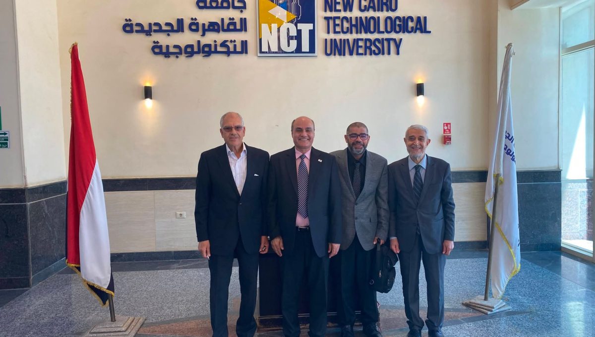 FB IMG 1780902753554 جامعة القاهرة الجديدة التكنولوجية جامعة القاهرة الجديدة التكنولوجية تبحث بروتوكول تعاون لتأهيل الطلاب للعمل في أستراليا موقع في الجامعة