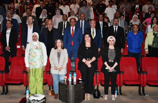 FB IMG 1780906836767 جامعة القاهرة نجوم الفن والنقاد يصفقون لـ”الدحديرة” بجامعة العاصمة.. وإشادة واسعة بالمواهب الطلابية| صور موقع في الجامعة