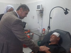وكيل التعليم بشمال سيناء يتابع حالة معلمين مصابين في حادث سير