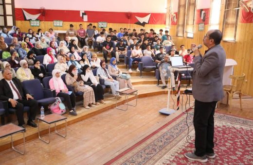قوافل تعليمية مجانية لطلاب الثانوية العامة بالوادي الجديد.. دعم مباشر وشرح مكثف لرفع مستوى الطلاب