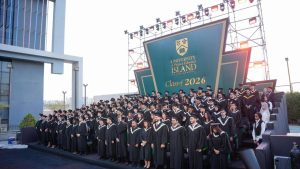 FB IMG 1781100932697 أمين مجلس أفرع الجامعات الأجنبية نيابة عن وزير التعليم العالي.. أمين مجلس أفرع الجامعات الأجنبية تشهد تخرج الدفعة الخامسة بفرع UPEI بالقاهرة موقع في الجامعة