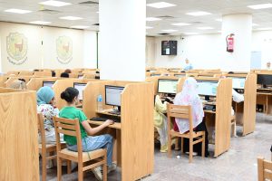 امتحانات إلكترونية متطورة بجامعة سوهاج الأهلية.. انتظام 212 طالبًا بكلية تكنولوجيا العلوم الصحية