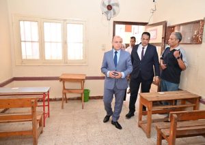 FB IMG 1781976319239 محافظ الغربية محافظ الغربية: تنسيق كامل بين الجهات المعنية لضمان انتظام امتحانات الثانوية العامة في 115 لجنة موقع في الجامعة