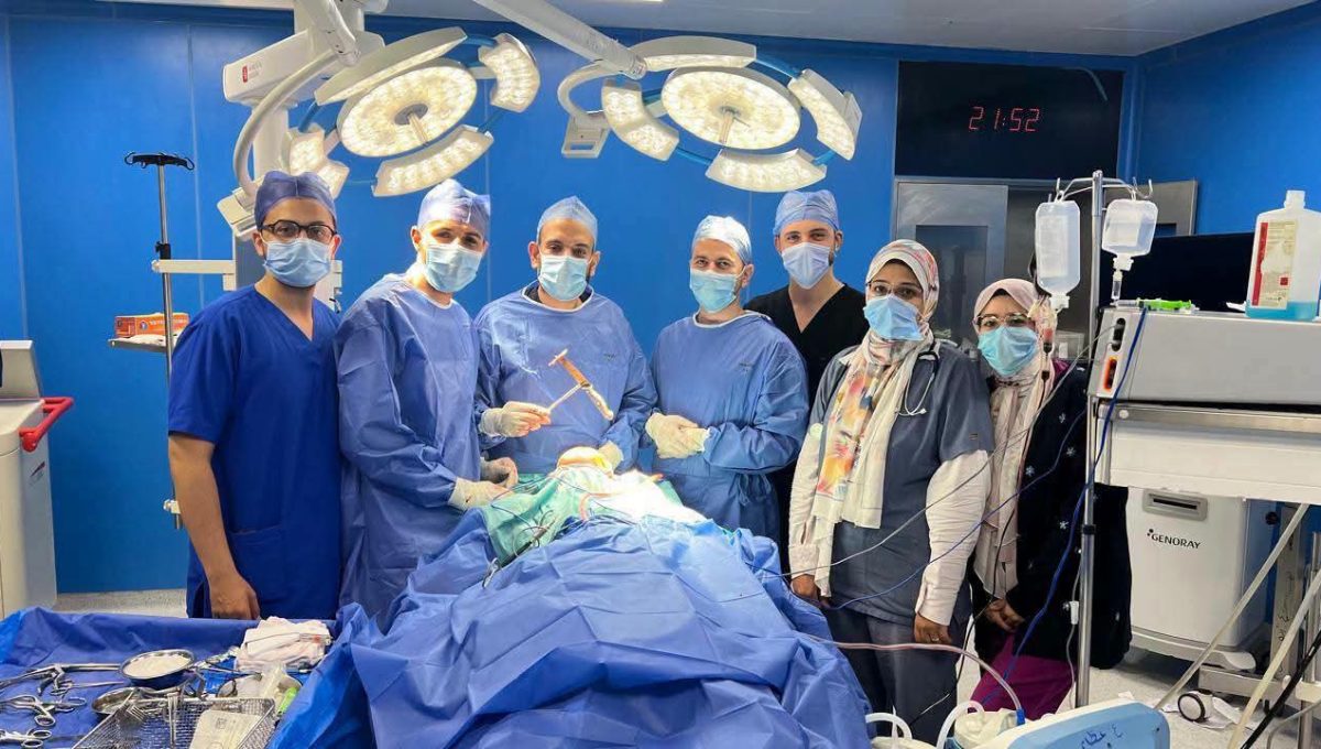 FB IMG 1782156276259 مستشفيات جامعة بنها تنجح في إنقاذ طفلة مستشفيات جامعة بنها تنجح في إنقاذ طفلة اخترق سكين جمجمتها ووصل إلى المخ موقع في الجامعة