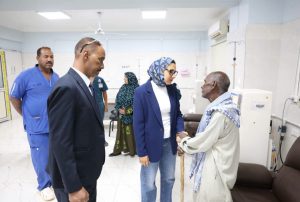 FB IMG 1782232290103 محافظ الوادي الجديد تتفقد القافلة الطبية محافظ الوادي الجديد تتفقد القافلة الطبية بجامعة الوادي الجديد بمستشفى باريس المركزي موقع في الجامعة
