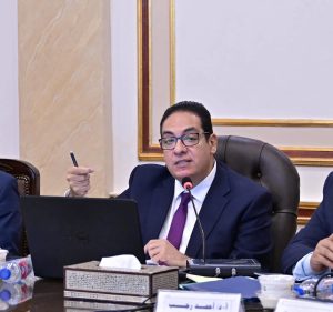 رئيس جامعة القاهرة 