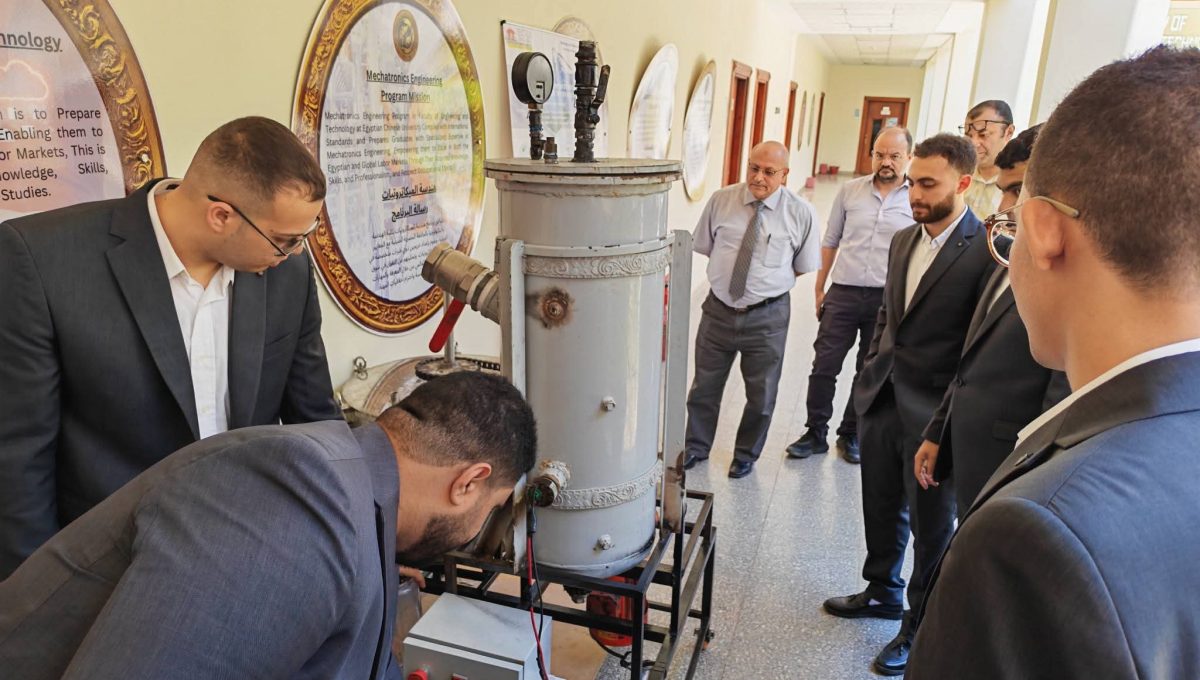 طلاب الجامعة المصرية الصينية يبتكرون وحدة إنتاجية لتحويل المخلفات العضوية بالمزارع إلى اسمدة غنية بمادة الديجيستات المهمة لنمو النبات