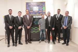 FB IMG 1782403929379 طلاب هندسة جامعة الملك سلمان الدولية طلاب هندسة جامعة الملك سلمان الدولية يطرحون مشروعات مبتكرة في الطاقة والذكاء الاصطناعي  موقع في الجامعة