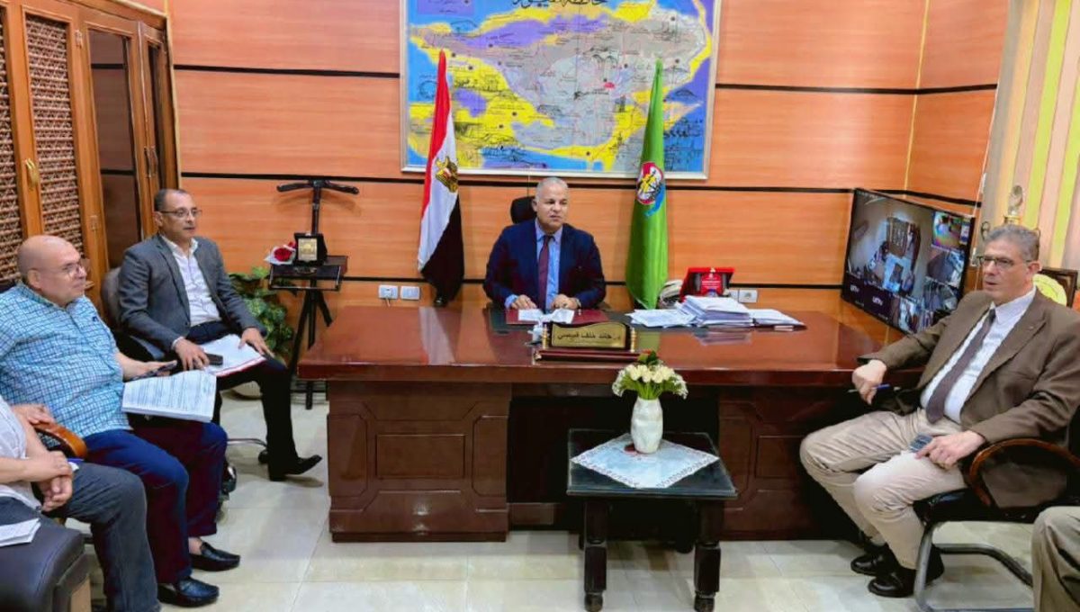 FB IMG 1782406473697 تعليم الفيوم يواصل خطة علاج ضعف القراءة والكتابة تعليم الفيوم يواصل خطة علاج ضعف القراءة والكتابة.. وتوجيهات مشددة بتحقيق نتائج ملموسة موقع في الجامعة