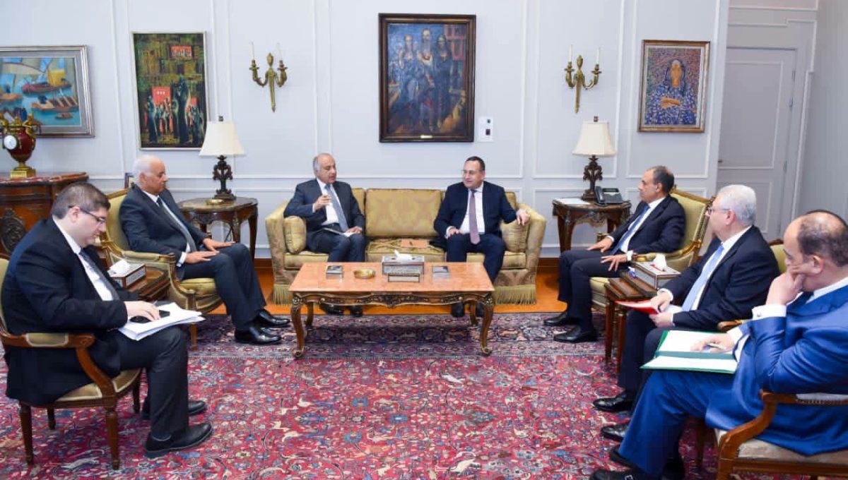 FB IMG 1782834592341 وزيرا الخارجية والتعليم العالي يبحثان تعزيز التعاون وزيرا الخارجية والتعليم العالي يبحثان تعزيز التعاون الأكاديمي ودعم الشراكات الدولية والطلاب المصريين بالخارج موقع في الجامعة