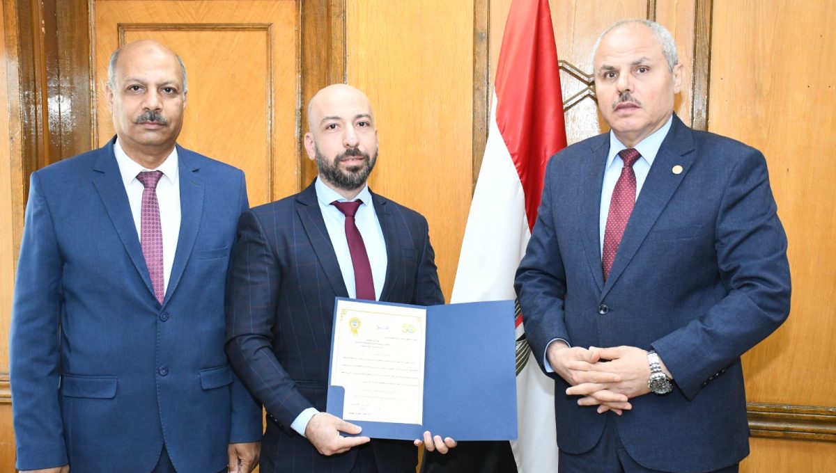 جامعة قناة السويس تعلن تكليف الدكتور محمد فكري وكيلاً لمعهد الاستزراع