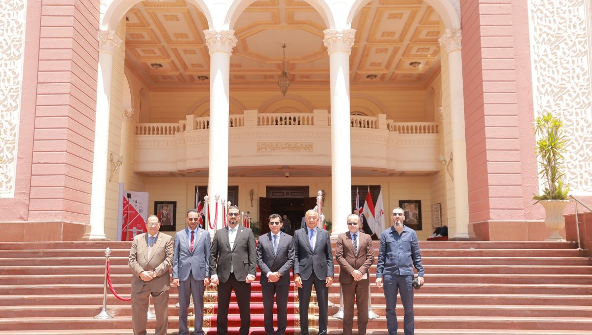 IMG 20260610 WA0042 أشرف صبحي يستقبل وزير الرياضية الليبي أشرف صبحي يستقبل وزير الرياضية الليبي بالجامعة البريطانية في مصر موقع في الجامعة