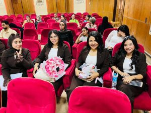 IMG 20260611 WA0025 مشروعات تخرج طلاب العلاقات العامة بجامعة سوهاج وسط إشادة أكاديمية ومهنية.. مناقشة مشروعات تخرج طلاب العلاقات العامة بجامعة سوهاج| صور موقع في الجامعة