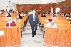 IMG 20260614 WA0017 رئيس جامعة قناة السويس رئيس جامعة قناة السويس: توفير بيئة امتحانية آمنة ومنضبطة لطلاب المعهد الفني للتمريض موقع في الجامعة