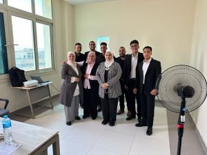 مناقشة مشروعات تخرج أول دفعة ببرنامج معلوماتية 