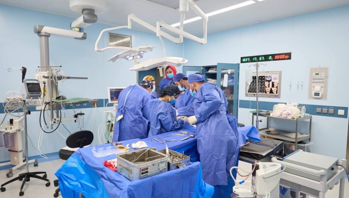 IMG 20260616 WA0013 مستشفيات جامعة قناة مستشفيات جامعة قناة السويس تسجل إنجازًا إنسانيًا.. 30 عملية ناجحة لعلاج الشفة الأرنبية و366 إجراء لأسنان الأطفال موقع في الجامعة