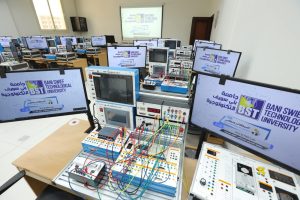 IMG 20260618 WA0019 الجامعات التكنولوجية التعليم العالي: توسع ملحوظ في الجامعات التكنولوجية خلال 2025/2026 وتطوير البرامج لتلبية احتياجات سوق العمل موقع في الجامعة