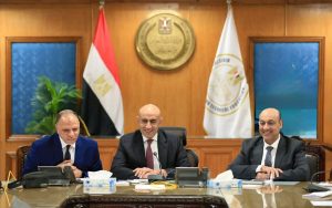 وزير التعليم يتابع امتحانات الثانوية العامة 2026 من غرفة العمليات ويؤكد الانضباط الكامل