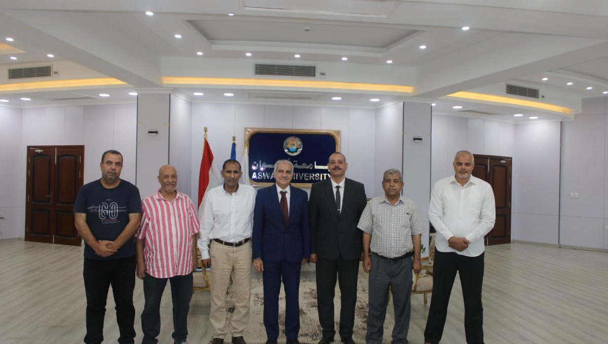 جامعة أسوان تدشن موقعين جديدين لدعم الحاصلات البستانية 