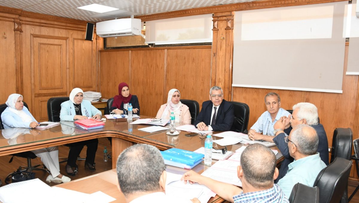 IMG 20260630 WA0025 جامعة قناة السويس تعقد اجتماعًا موسعًا لثلاث لجان لدعم الباحثين وتحسين جودة الأبحاث.. جامعة قناة السويس تعقد اجتماعًا موسعًا لثلاث لجان رئيسية موقع في الجامعة