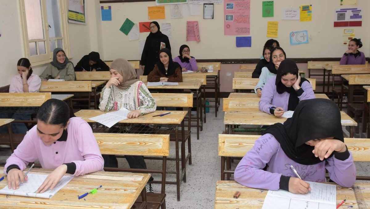 IMG 1291 1 الدراسات الاجتماعية للإعدادية 2026 فرصتك للمراجعة النهائية.. أسئلة متوقعة لن يخرج عنها امتحان الدراسات الاجتماعية للإعدادية 2026 موقع في الجامعة