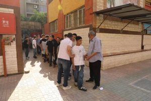 IMG 1503 امتحانات الإعدادية بالقاهرة 214 ألف طالب يؤدون امتحانات الإعدادية بالقاهرة.. والمحافظ يوجه بتوفير أجواء مناسبة للطلاب داخل اللجان موقع في الجامعة