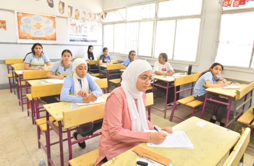 IMG 1534 2 مراجعة هندسة لطلاب الشهادة الإعدادية الدرجة النهائية في إيدك.. مراجعة شاملة في الجبر لطلاب الإعدادية 2026 موقع في الجامعة