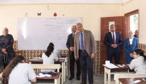 IMG 1545 امتحانات الإعدادية بالإسكندرية 111 ألف طالب يؤدون امتحانات الإعدادية بالإسكندرية.. والمحافظ يؤكد: توفير بيئة آمنة وهادئة للطلاب أولوية موقع في الجامعة